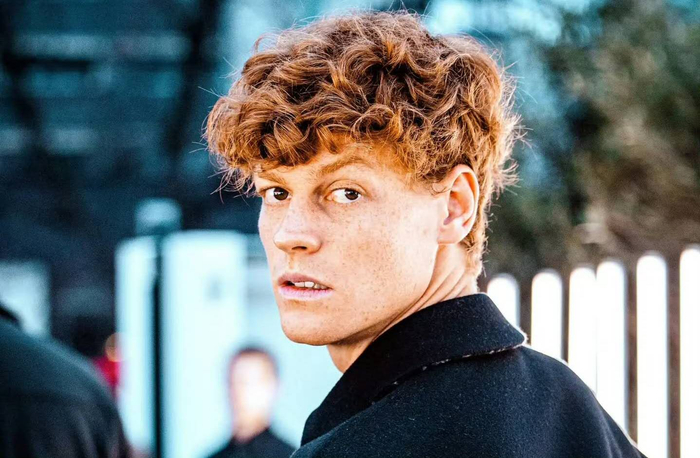 意媒不满辛纳选择性受访，名宿建议高芙应放弃亚洲赛季充分休息