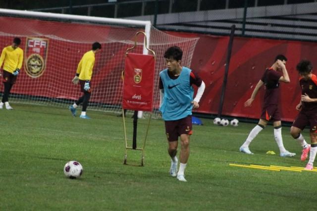 爱游戏体育-伊万战日本如何用好国足10号？定位球不能少了他