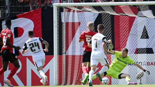 爱游戏体育-德甲18队扫描（上）：拜仁前路难料，对手不止是多特