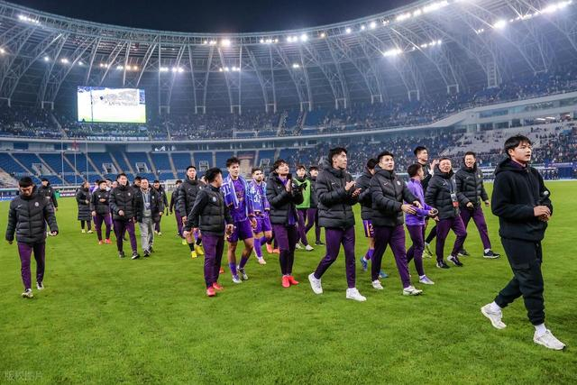 爱游戏官网-喜讯！于根伟给津门虎球迷送上新年大礼，即将官宣西乙豪门队长|天津津门虎|科尔多瓦|后防|后防线|转会_新浪体育_新浪新闻