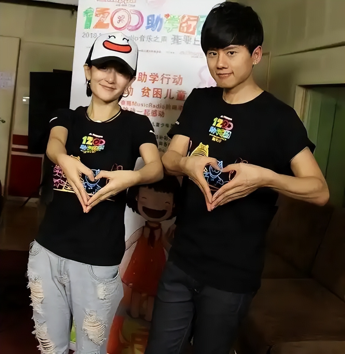 爱游戏官方入口-原来刘烨当初没撒谎，多方曝谢娜夫妇猛料，网友担忧的事还是发生