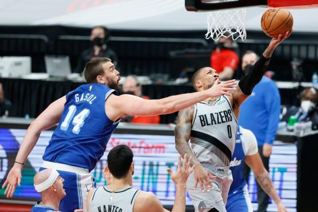 爱游戏官方入口-输掉关键战、降至第七名，卫冕冠军被逼进附加赛